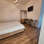 Casa De Caramida Konukevi Braşov