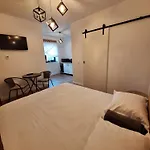 Casa De Caramida 3* Braşov
