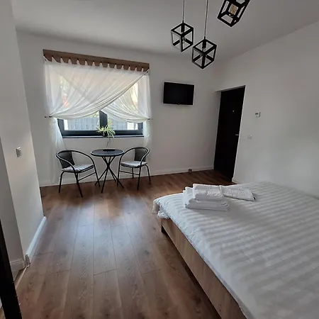 Casa De Caramida * Brasov