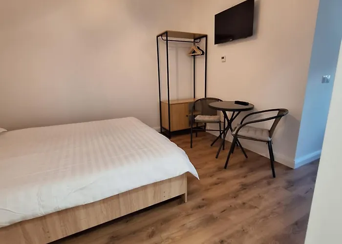 Casa De Caramida בית הארחה בראשוב