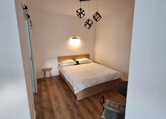 Gasthuis Casa De Caramida Braşov